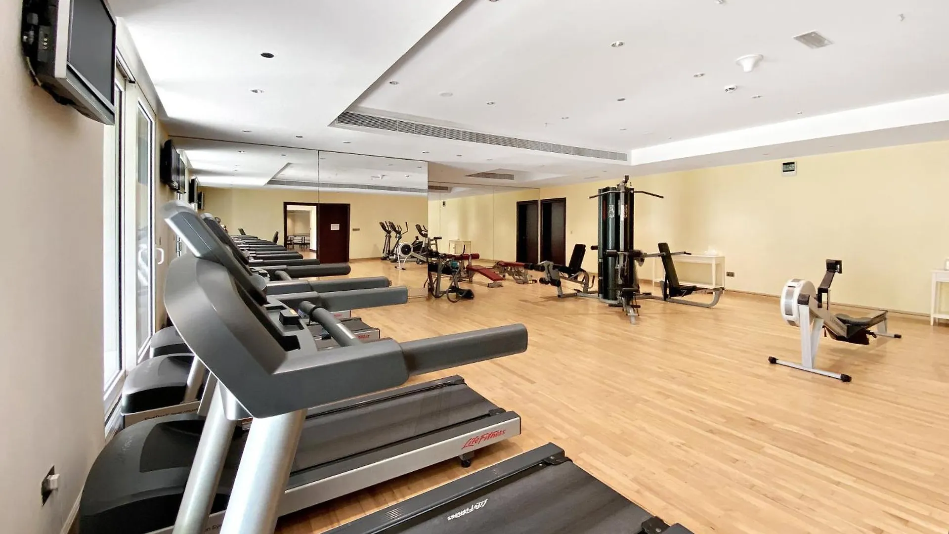 Apartment Vayk - Luxurious 1 Bedroom With Private Beach Access In Palm Jumeirah Dubai