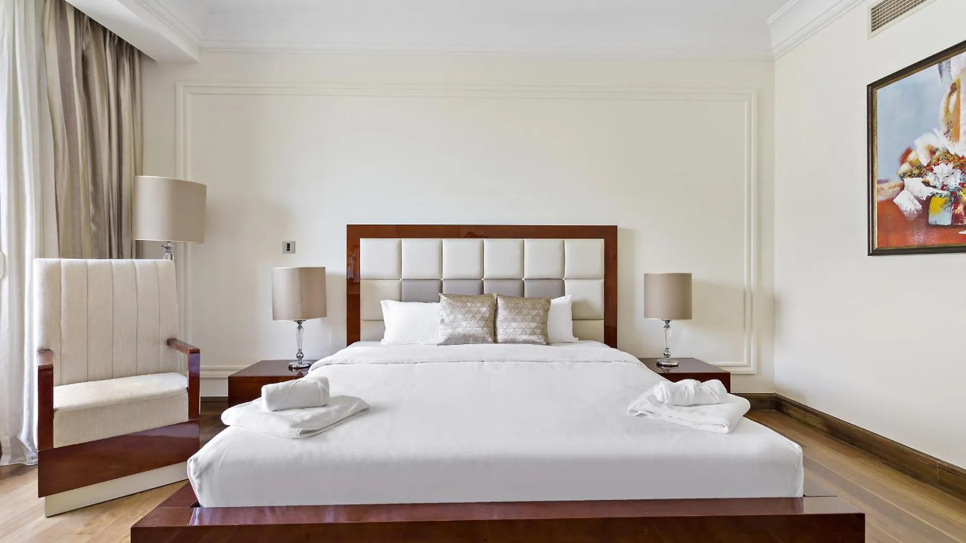 Vayk - Luxurious 1 Bedroom With Private Beach Access In Palm Jumeirah Dubai Apartment