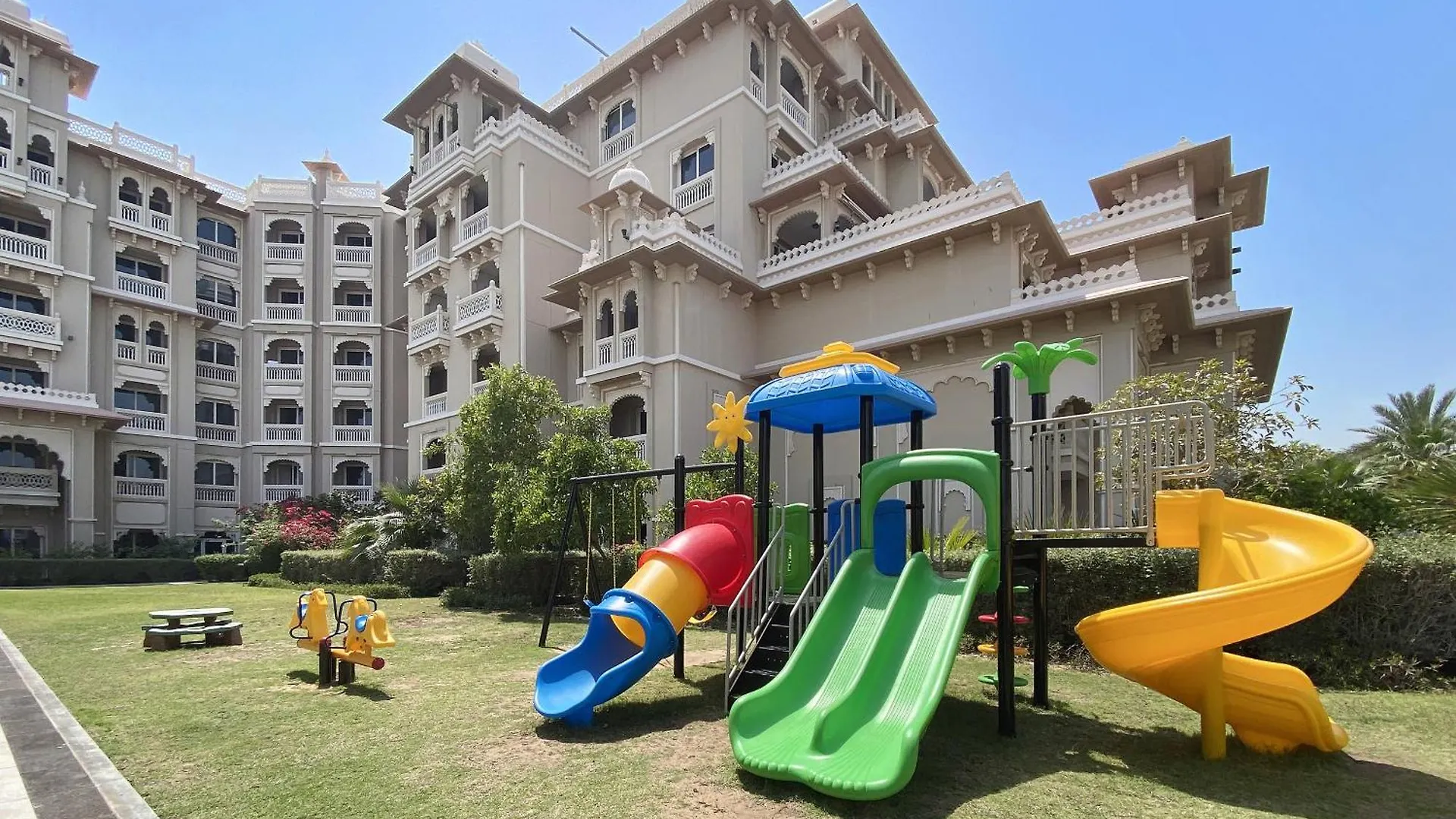 Vayk - Luxurious 1 Bedroom With Private Beach Access In Palm Jumeirah Dubai United Arab Emirates