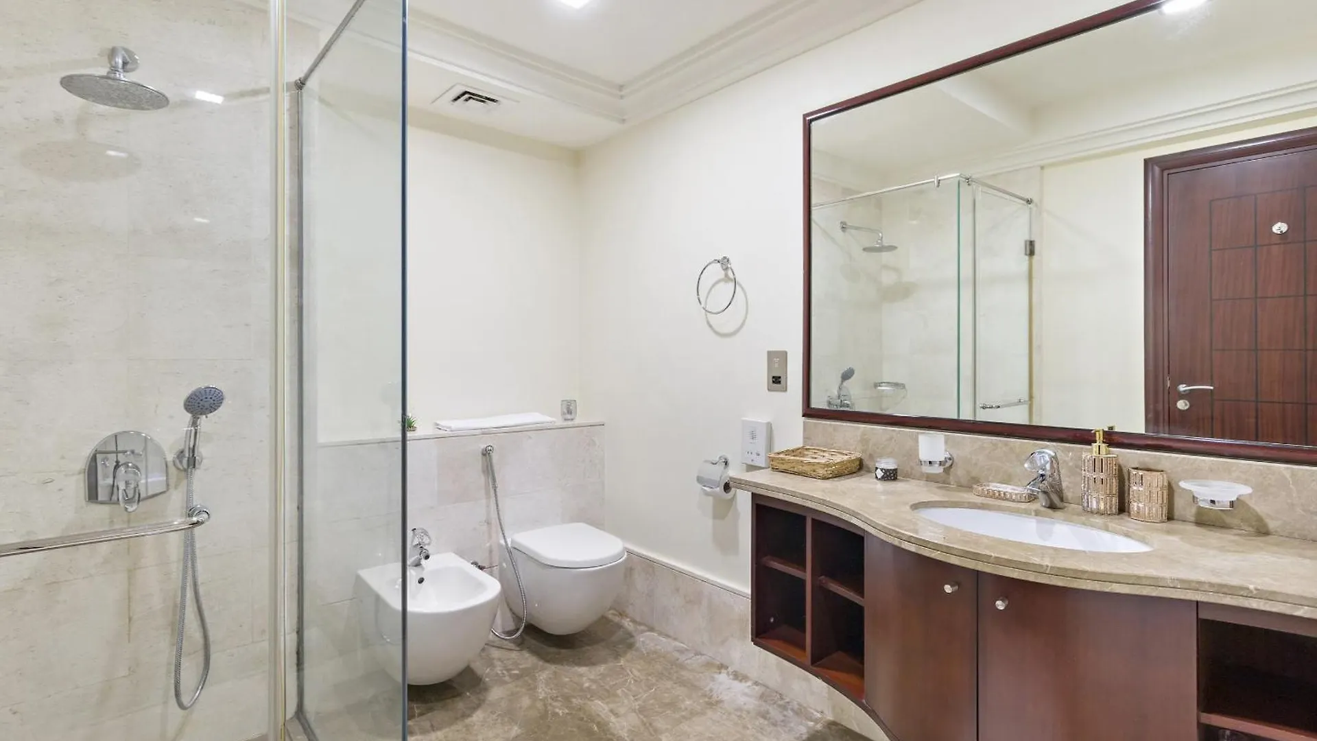 Vayk - Luxurious 1 Bedroom With Private Beach Access In Palm Jumeirah Dubai Apartment